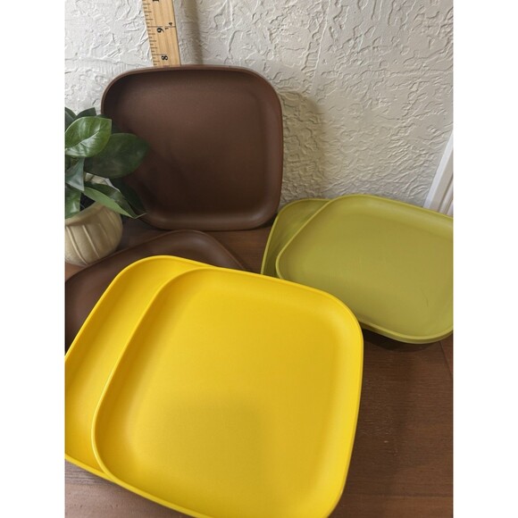 VTG Tupperware Square Plates (6) #1534 Lunch Picnic Camp Autumn Colors Avocado - Picture 2 of 10